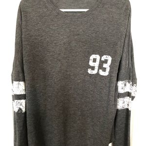 Women’s Maurices long sleeve tee